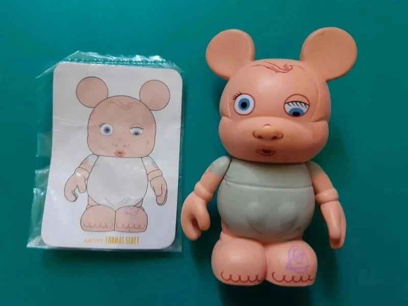 Figurine vinylmation disney disneyland paris cochon dans toy story
